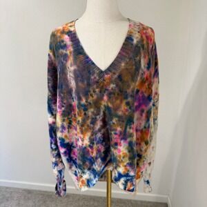 Love Tanjane 100% Wool Tie Dye V-Neck Pullover Sweater Small Oversized Cozy